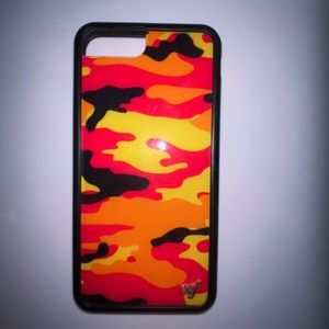 WARM CAMO WILDFLOWER IPHONE CASE 8+